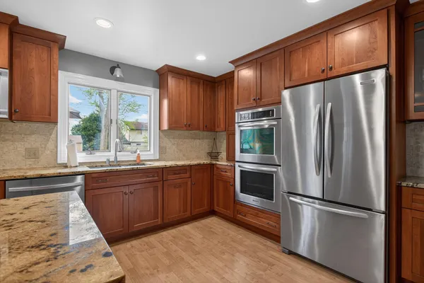 $519,900 | 5217 South Broadmoor Street, Jackson, MI 49201