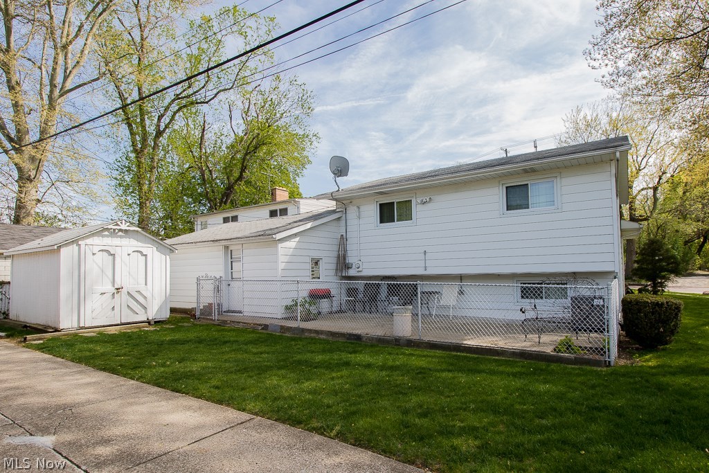 17901 Nottingham Road Cleveland, OH 44119 - Photo 31 of 35 Gallery Image 31