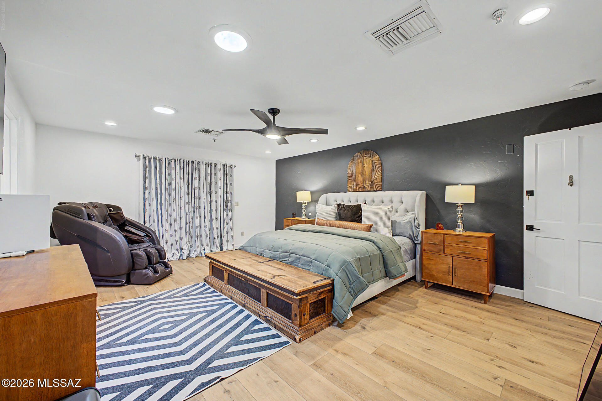 10909 North Sandra Road Tucson, AZ 85742 - Photo 23 of 50 Primary Bedroom