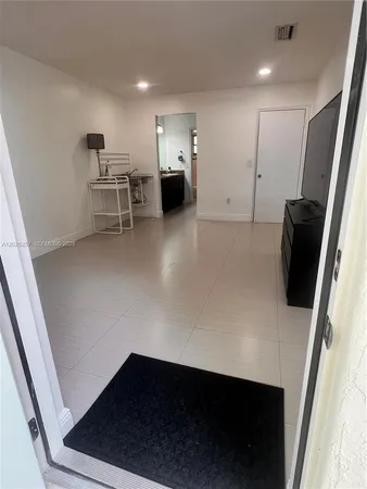 $1,300 | 13328 Southwest 65th Lane, Miami, FL 33183