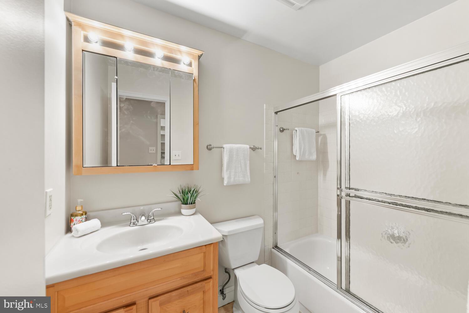 2040 Durand Drive Reston, VA 20191 - Photo 41 of 80