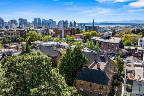 $599,000 | 1014 East Roy Street, Unit 35, Seattle, WA 98102