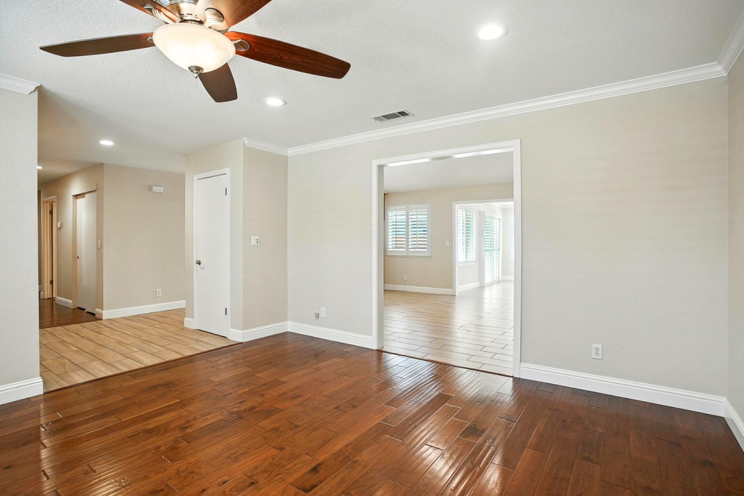 906 Ranch Road Galt, CA 95632 - Photo 7 of 38