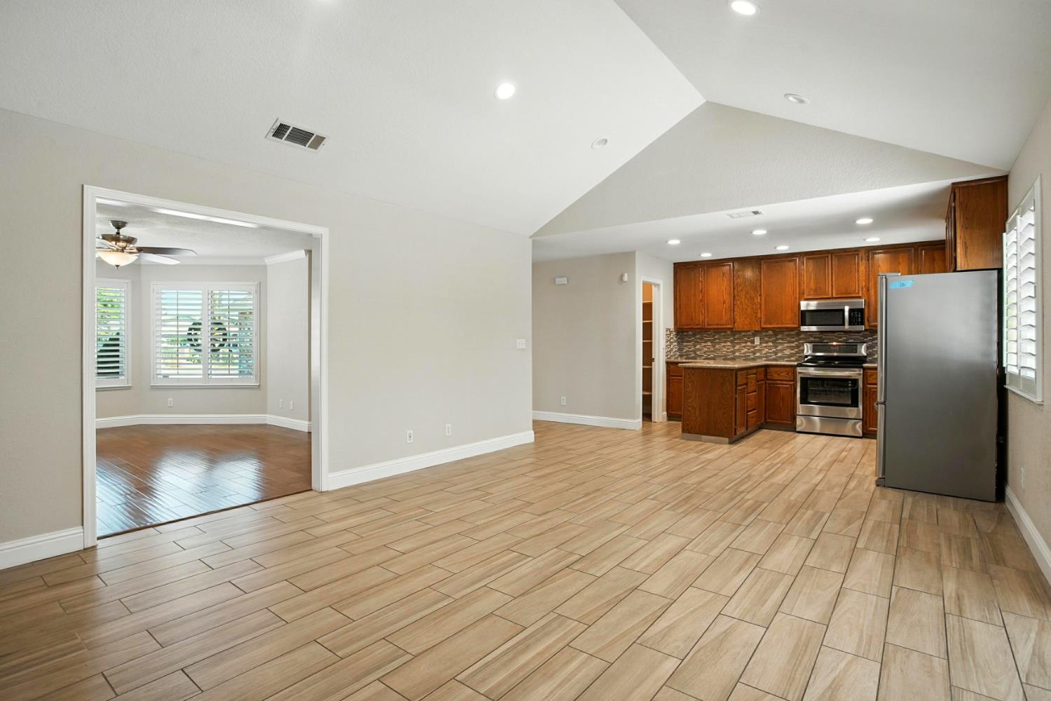 906 Ranch Road Galt, CA 95632 - Photo 10 of 38