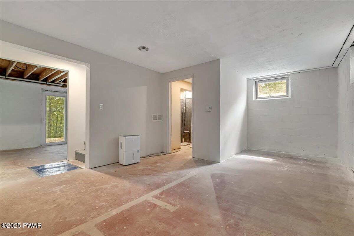 107 Kiel Road Milford, PA 18337 - Photo 50 of 71 a view of empty room with windows