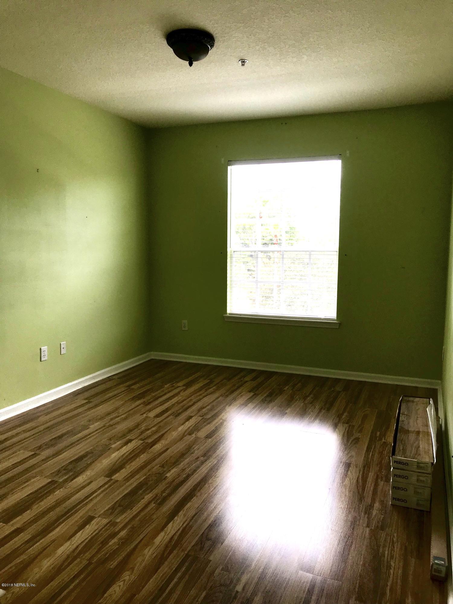 10550 Baymeadows Road, Unit 326 Jacksonville, FL 32256 - Photo 12 of 35 Bedroom
