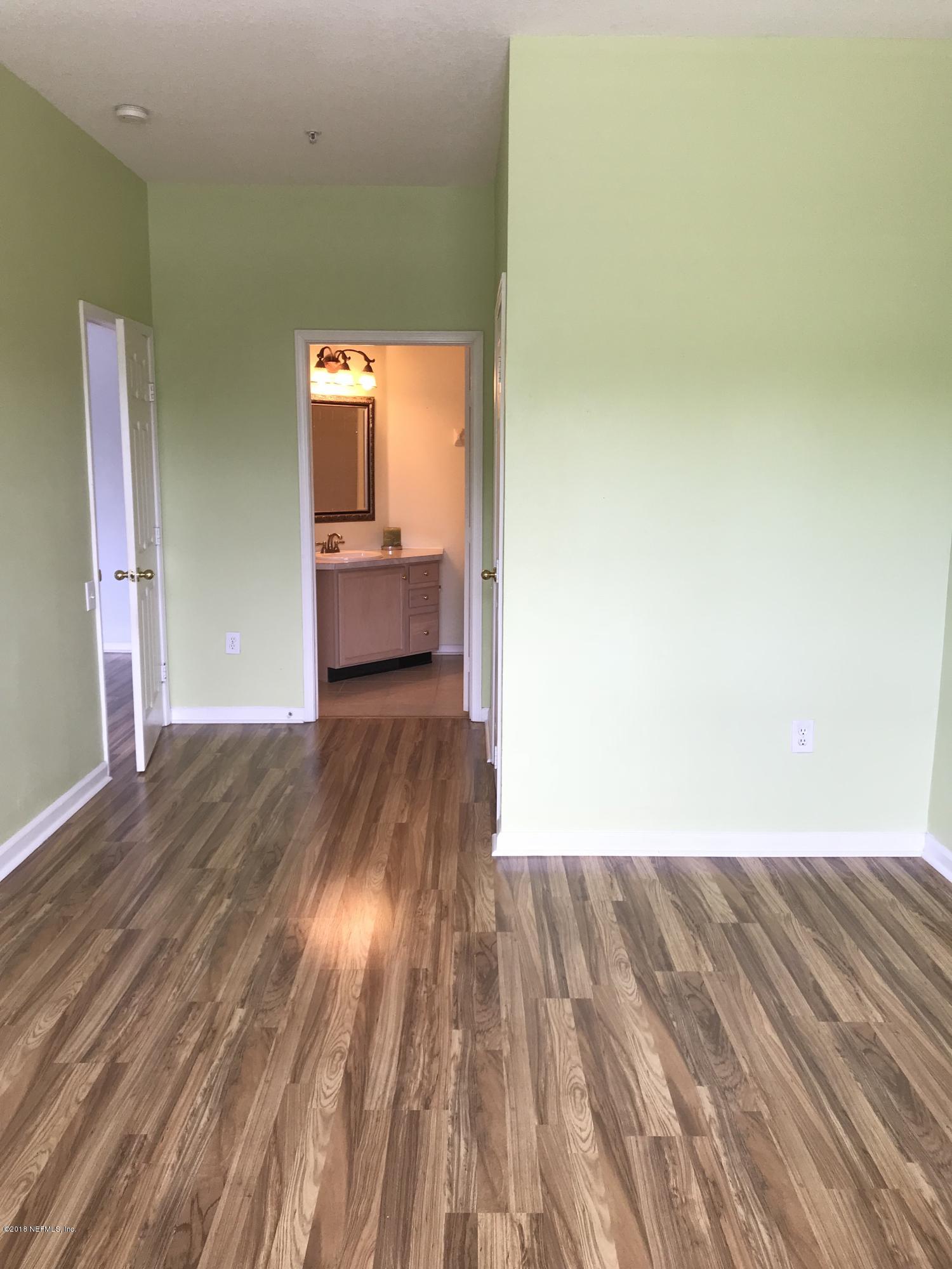10550 Baymeadows Road, Unit 326 Jacksonville, FL 32256 - Photo 13 of 35 Bedroom