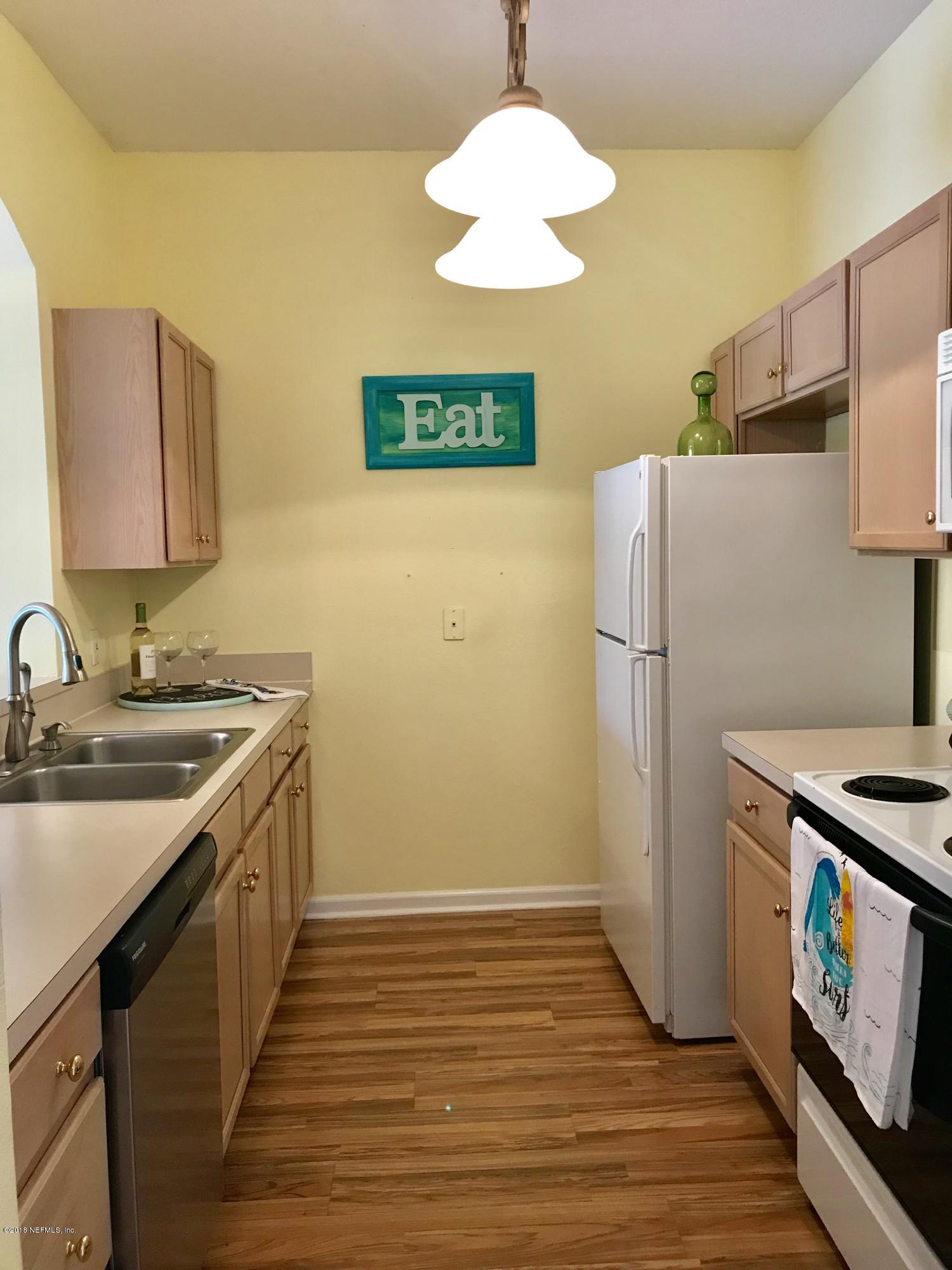 10550 Baymeadows Road, Unit 326 Jacksonville, FL 32256 - Photo 6 of 35 Kitchen