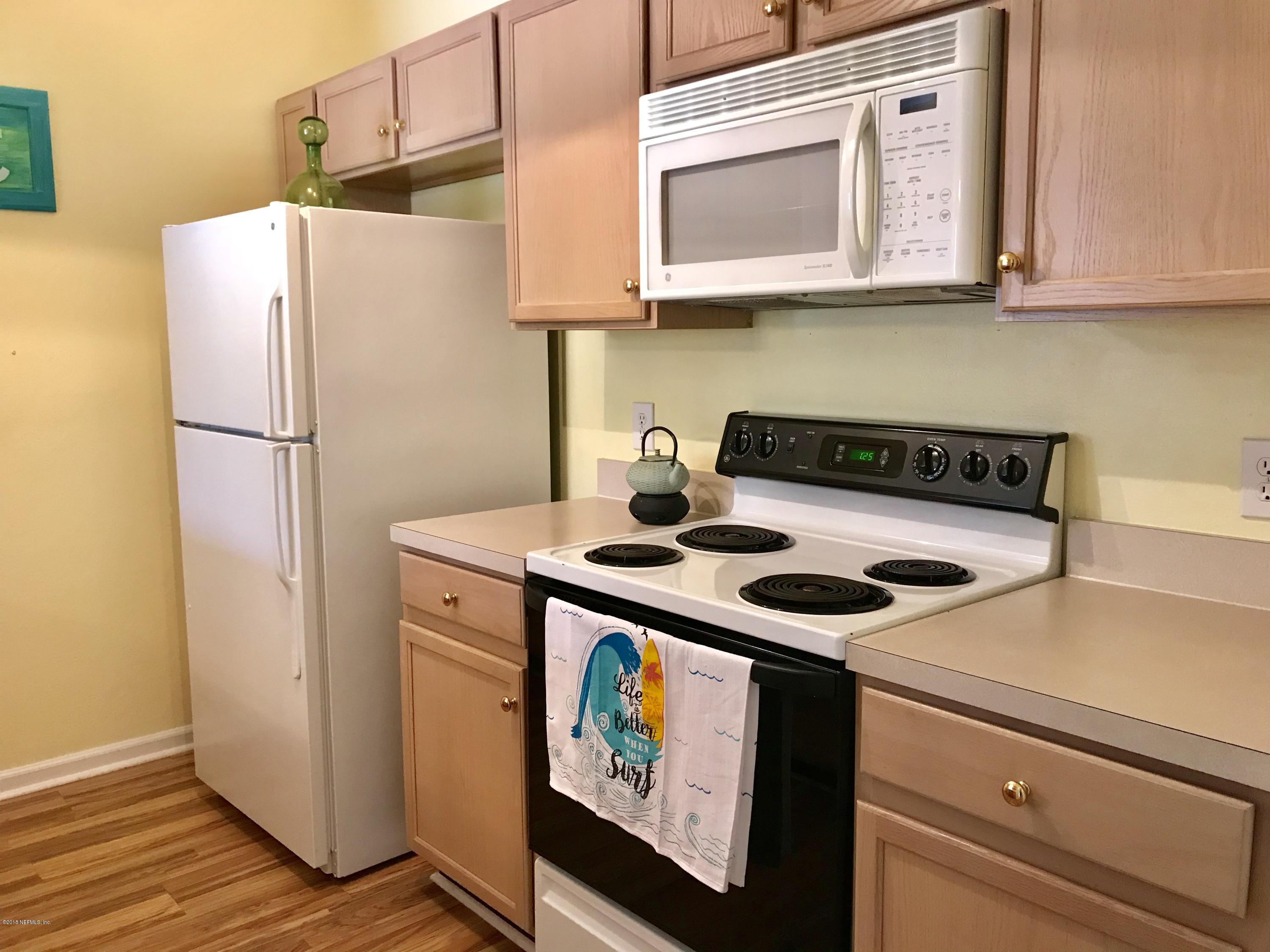 10550 Baymeadows Road, Unit 326 Jacksonville, FL 32256 - Photo 7 of 35 kitchen