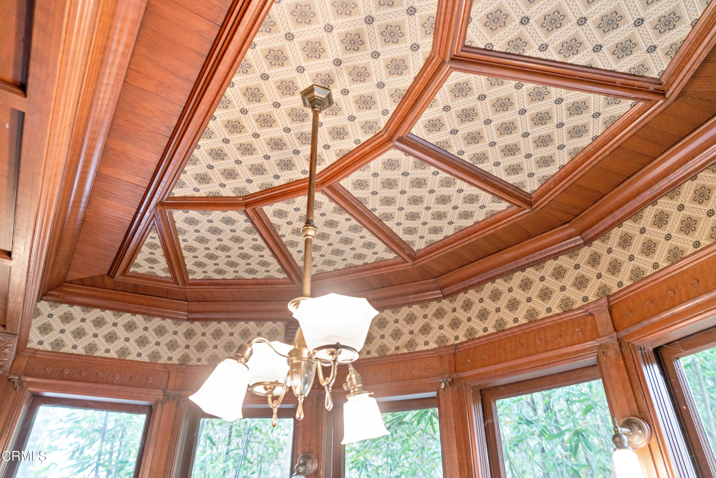 80 Grace Terrace, Unit 1 Pasadena, CA 91105 - Photo 7 of 10 a view of a interior of the house
