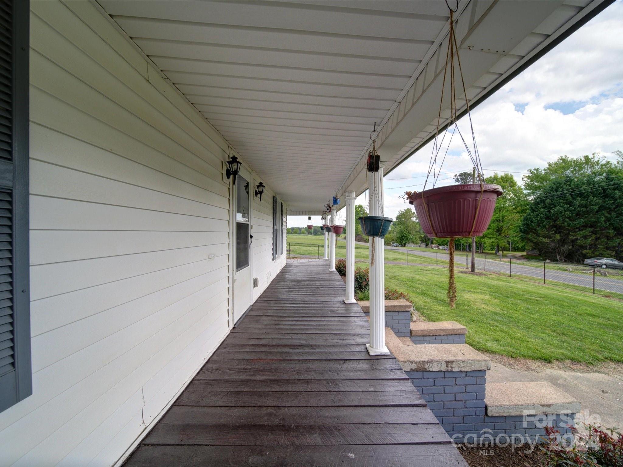 1084 Pisgah Church Road Hiddenite, NC 28636 - Photo 33 of 36 Gallery Image 33