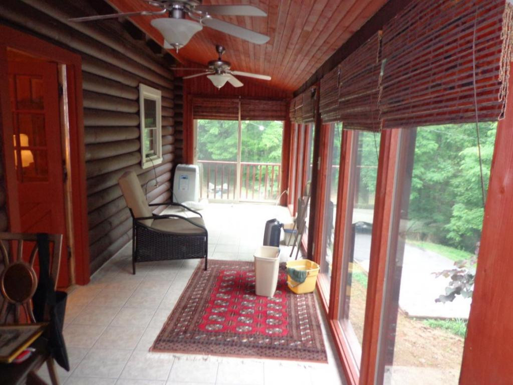 226 Cripple Creek Road Watauga, TN 37694 - Photo 9 of 18 Photo 9