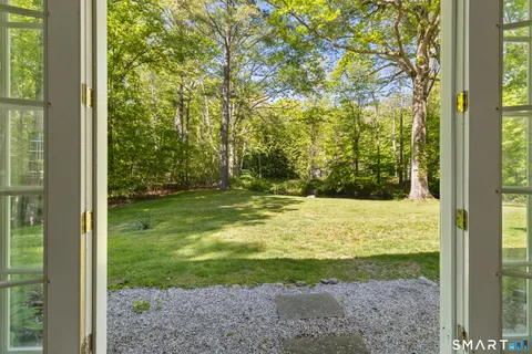 $1,595,000 | 493 Valley Road, New Canaan, CT 06840
