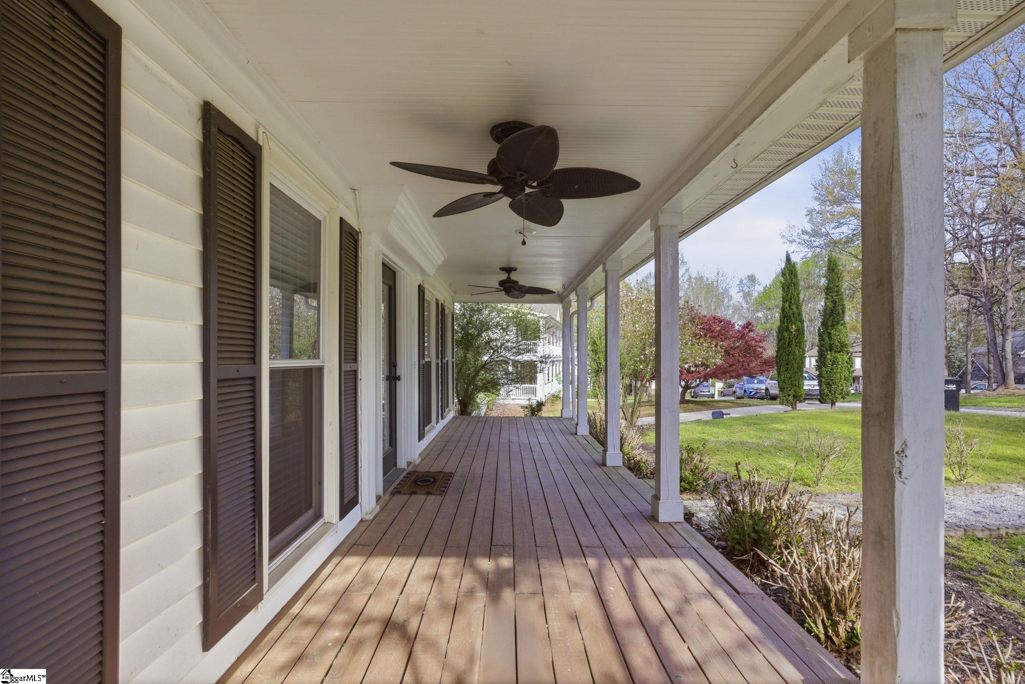 505 Foxhound Road Simpsonville, SC 29680 - Photo 3 of 46