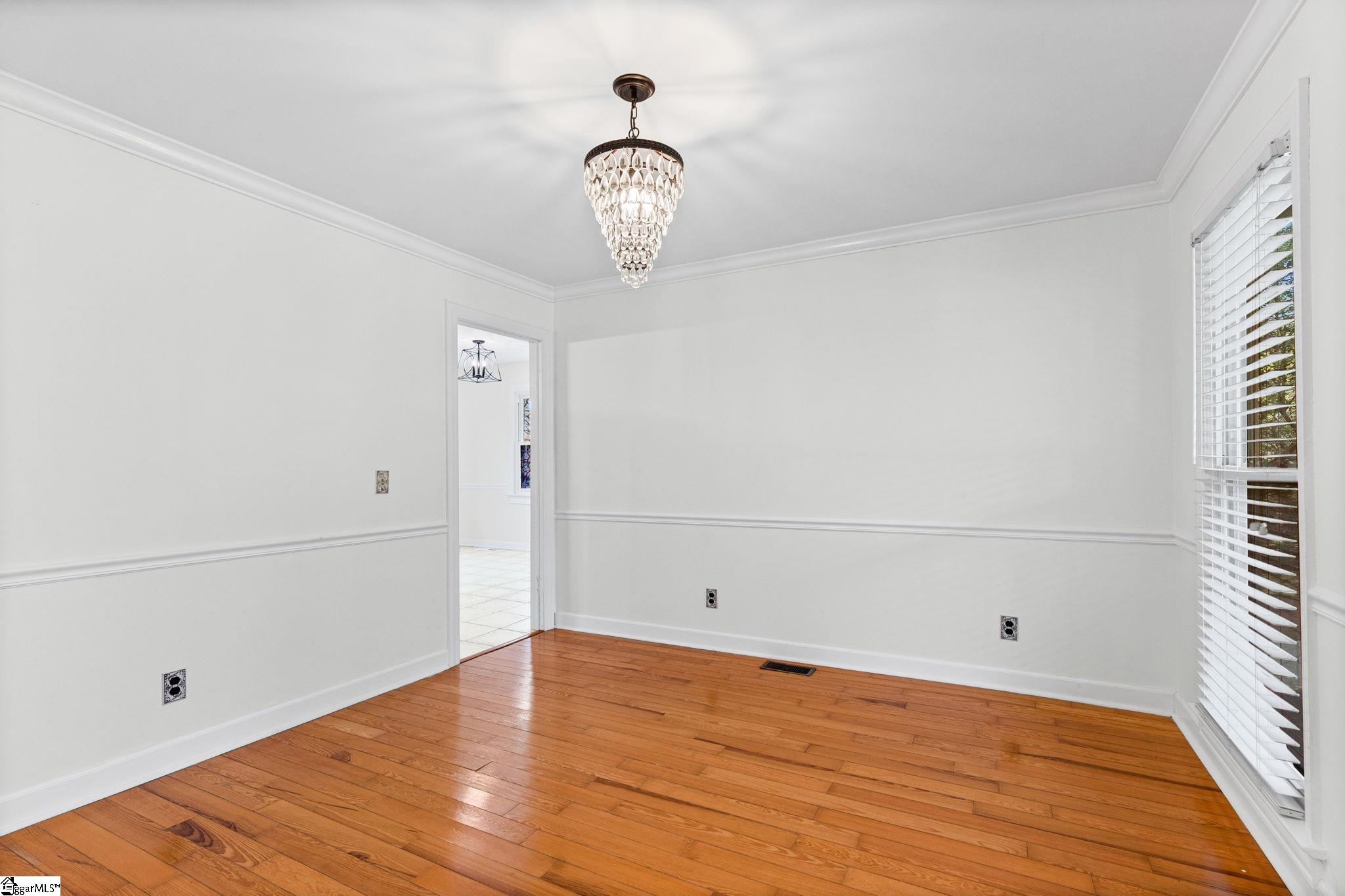 505 Foxhound Road Simpsonville, SC 29680 - Photo 5 of 46