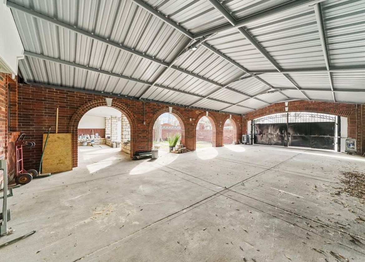 1207 Firnat Street Houston, TX 77022 - Photo 4 of 21 a view of parking area