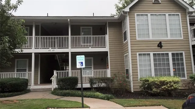 $1,675 | 407 Berkeley Woods Drive, Unit 407, Duluth, GA 30096