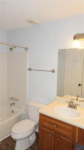 $1,675 | 407 Berkeley Woods Drive, Unit 407, Duluth, GA 30096