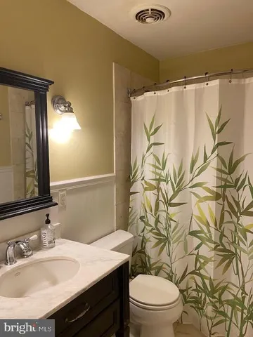 $1,800 | 351 Homeland Southway, Unit 3B, Baltimore, MD 21212