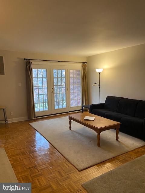 351 Homeland Southway, Unit 3B Baltimore, MD 21212 - Photo 6 of 28