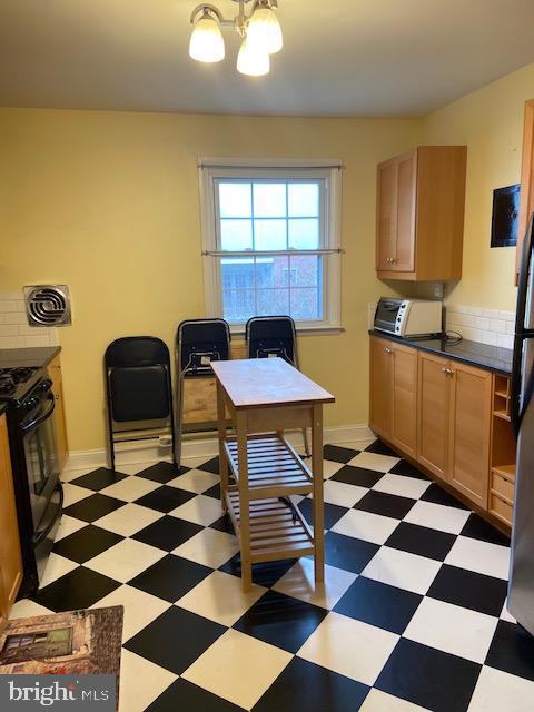 351 Homeland Southway, Unit 3B Baltimore, MD 21212 - Photo 7 of 28