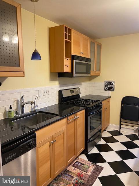 351 Homeland Southway, Unit 3B Baltimore, MD 21212 - Photo 9 of 28