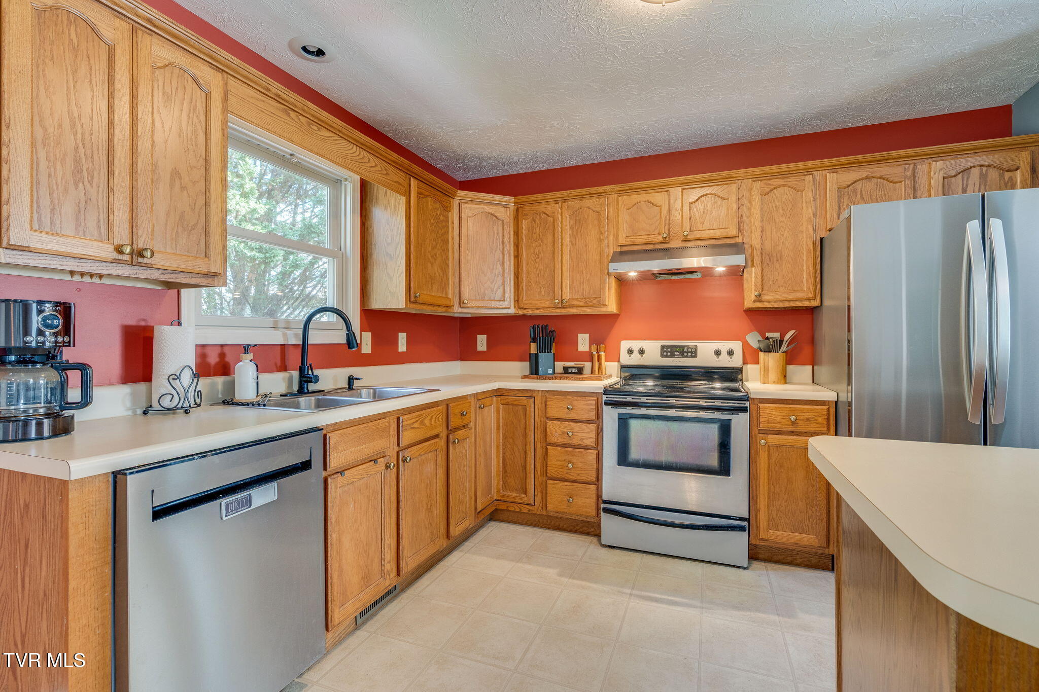 174 East Ridges Drive Chuckey, TN 37641 - Photo 9 of 32 009