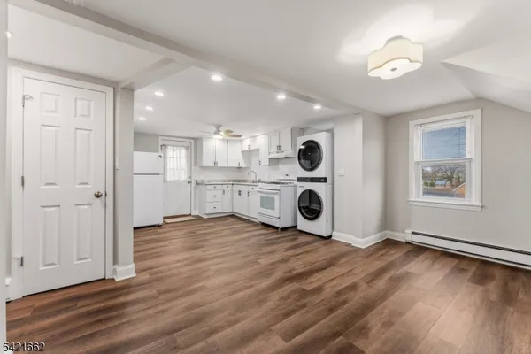 $2,000 | 11 Czaplicki Street, Manville, NJ 08835
