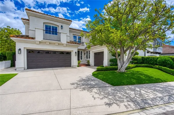 $1,899,000 | 30 Eisenhower Lane, Coto de Caza, CA 92679