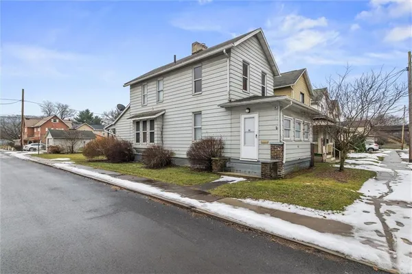 $65,000 | 542 North Cedar Street, New Castle, PA 16102