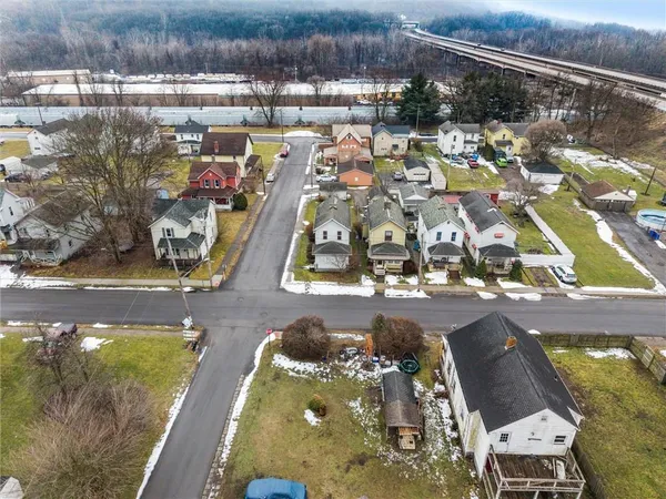 $65,000 | 542 North Cedar Street, New Castle, PA 16102