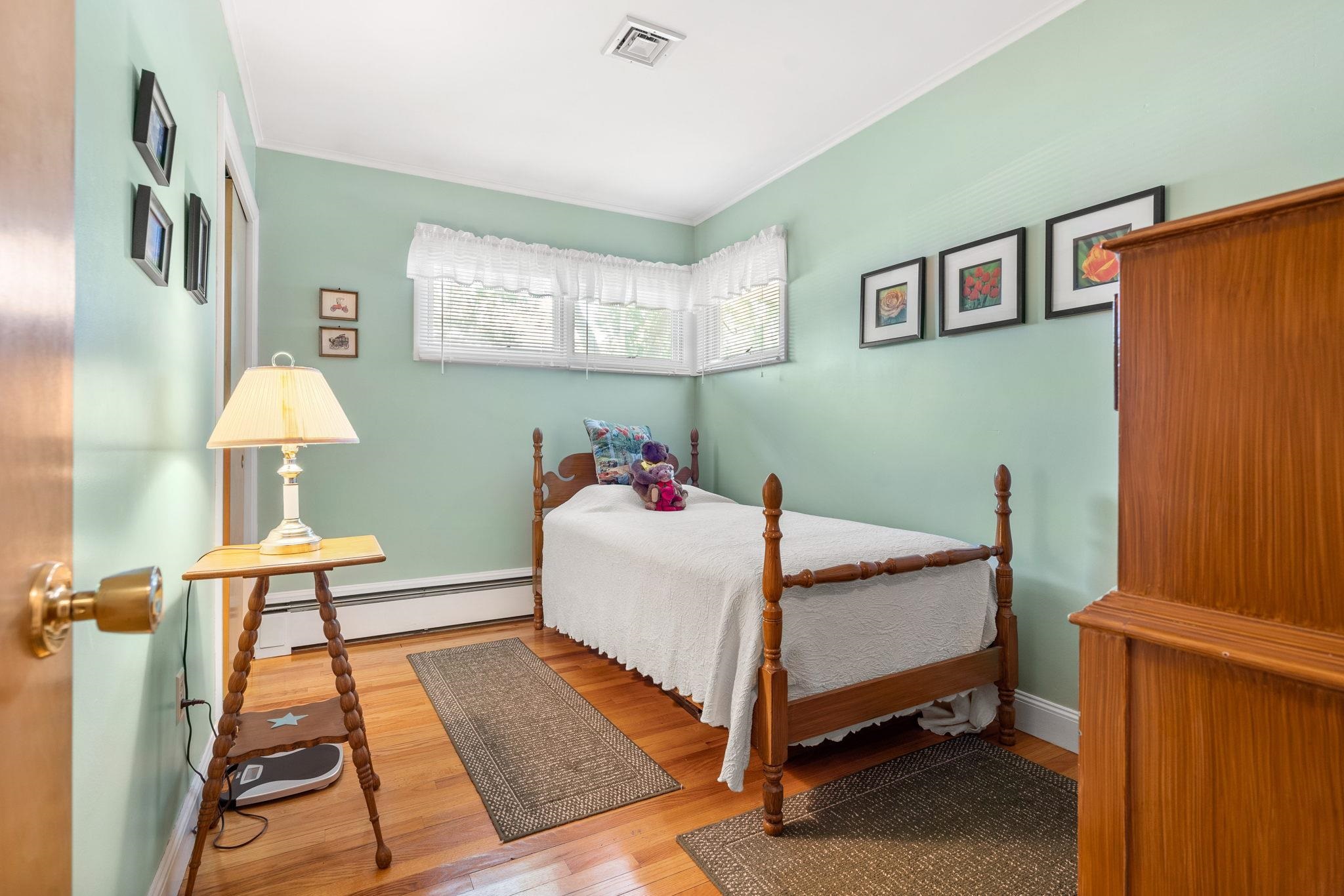 459 Wallis Road Rye, NH 03870 - Photo 21 of 40