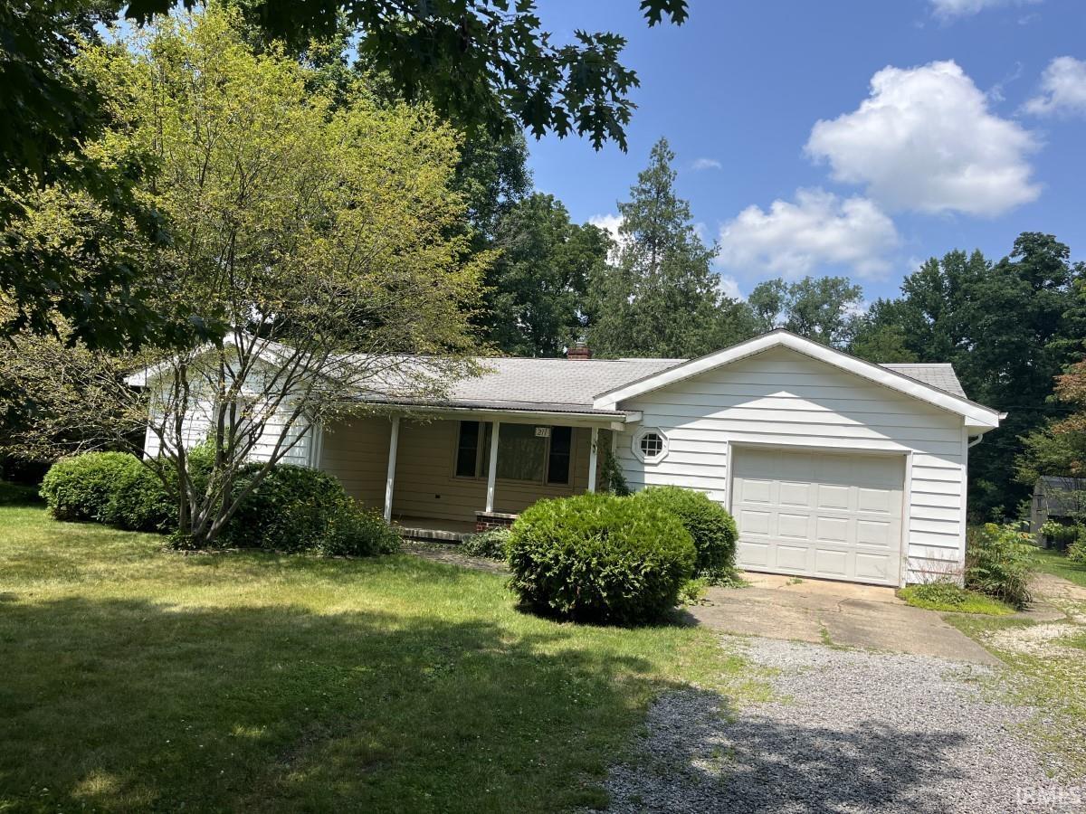 211 Carter Road Goshen, IN 46526 - Photo 1 of 27 Gallery Image 1