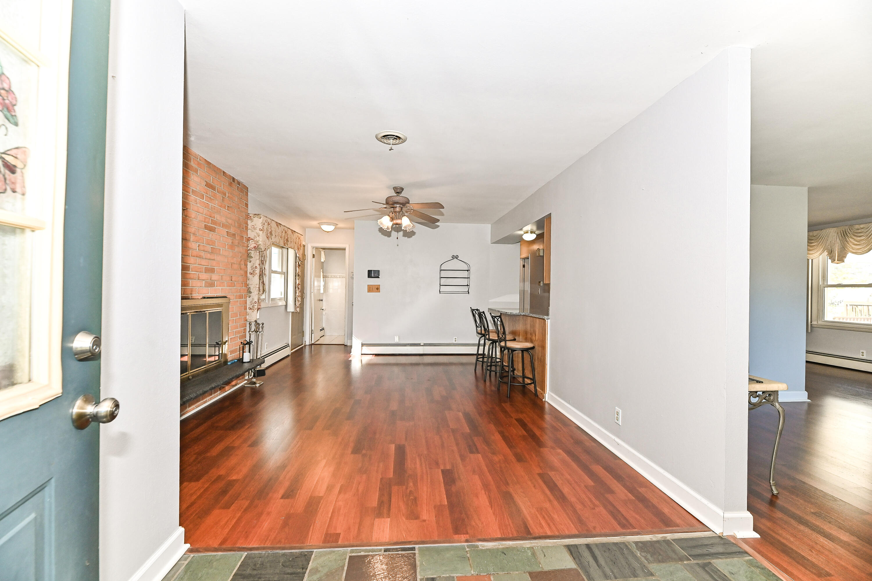 3170 Taylor Avenue Racine, WI 53405 - Photo 11 of 56 Taylor-14