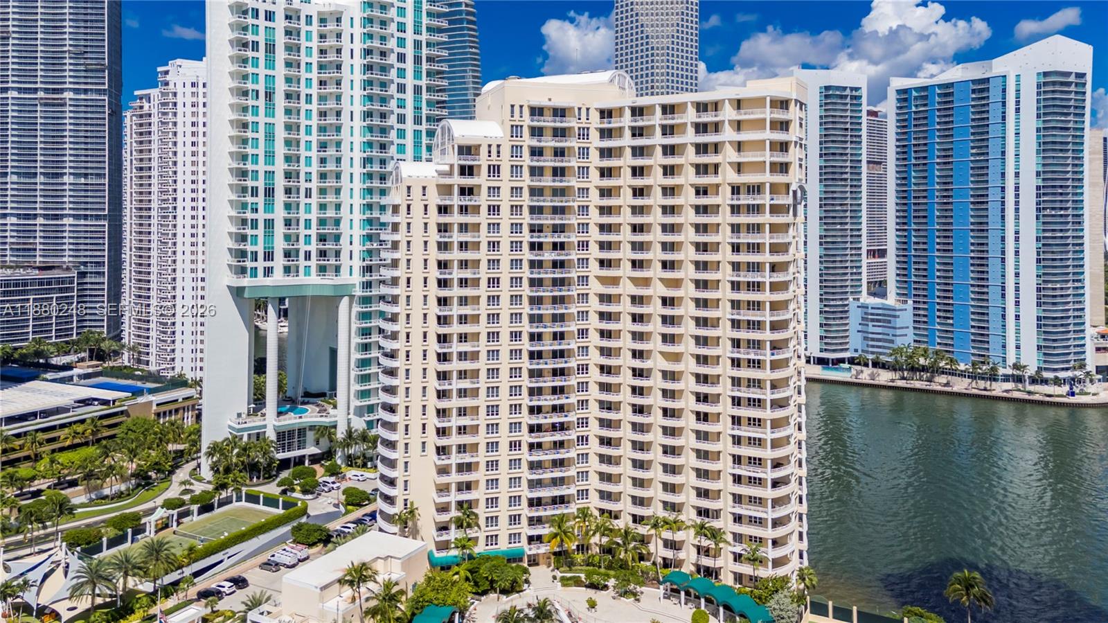 888 Brickell Key Drive, Unit 1807 Miami, FL 33131 - Photo 54 of 58