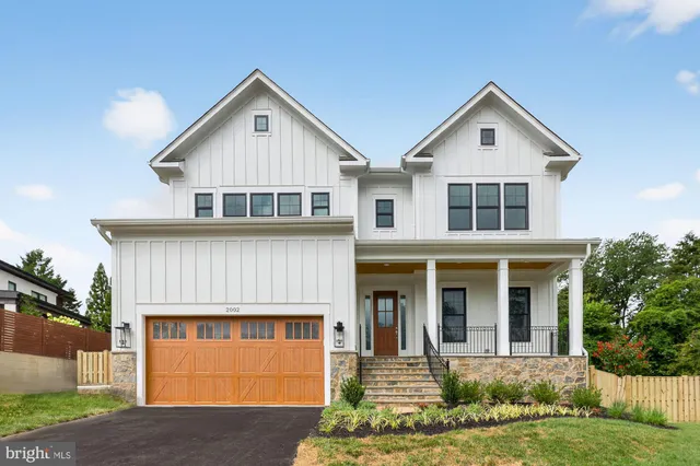 $2,249,900 | 613 Blackstone Terrace Northwest, Vienna, VA 22180