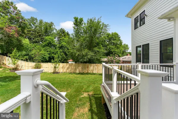 $2,249,900 | 613 Blackstone Terrace Northwest, Vienna, VA 22180