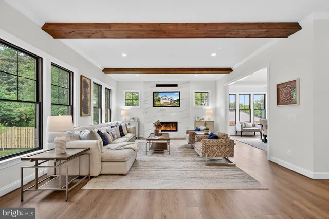 $2,249,900 | 613 Blackstone Terrace Northwest, Vienna, VA 22180