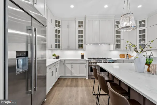 $2,249,900 | 613 Blackstone Terrace Northwest, Vienna, VA 22180