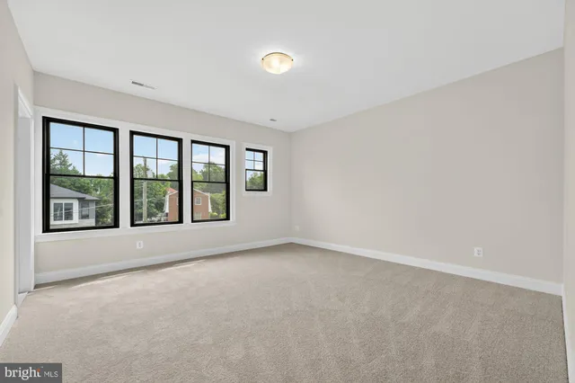 $2,249,900 | 613 Blackstone Terrace Northwest, Vienna, VA 22180