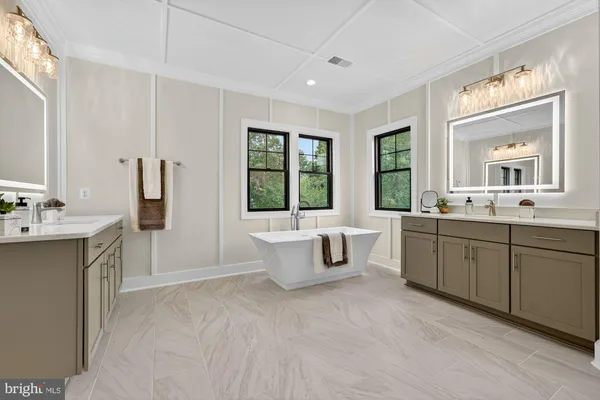 $2,249,900 | 613 Blackstone Terrace Northwest, Vienna, VA 22180