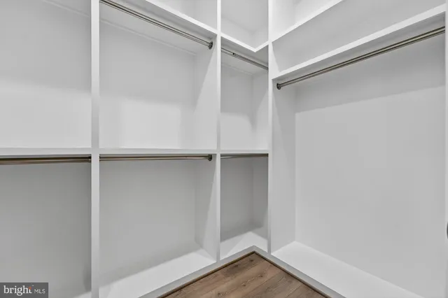 $2,249,900 | 613 Blackstone Terrace Northwest, Vienna, VA 22180