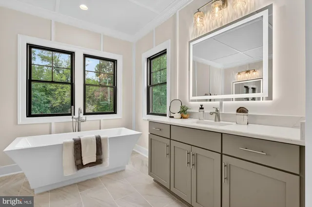 $2,249,900 | 613 Blackstone Terrace Northwest, Vienna, VA 22180