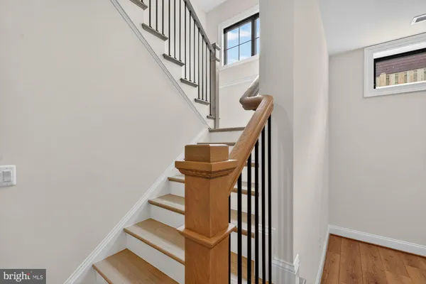 $2,249,900 | 613 Blackstone Terrace Northwest, Vienna, VA 22180