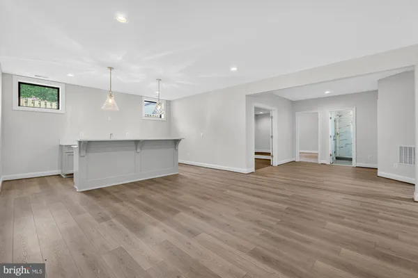 $2,249,900 | 613 Blackstone Terrace Northwest, Vienna, VA 22180