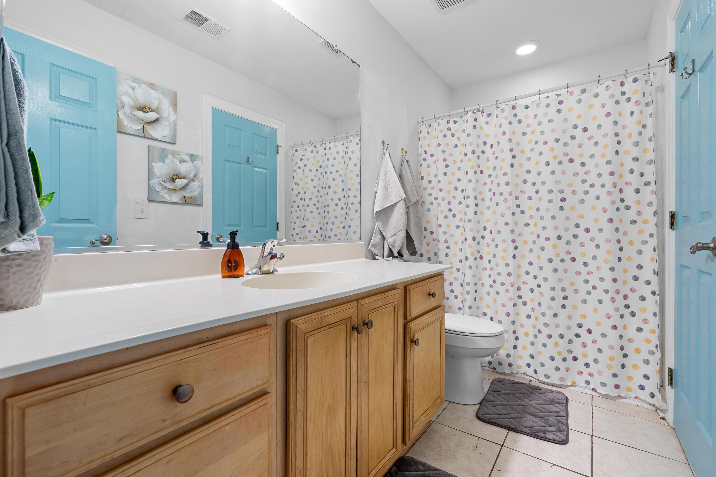 117 Steeple Point Court Summerville, SC 29485 - Photo 24 of 45 Upstairs Bathroom
