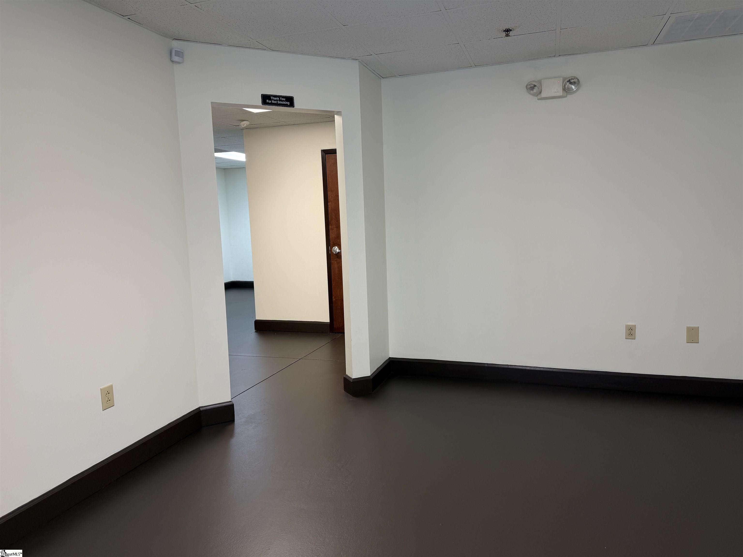 1322 East Washington Street Greenville, SC 29607 - Photo 6 of 8