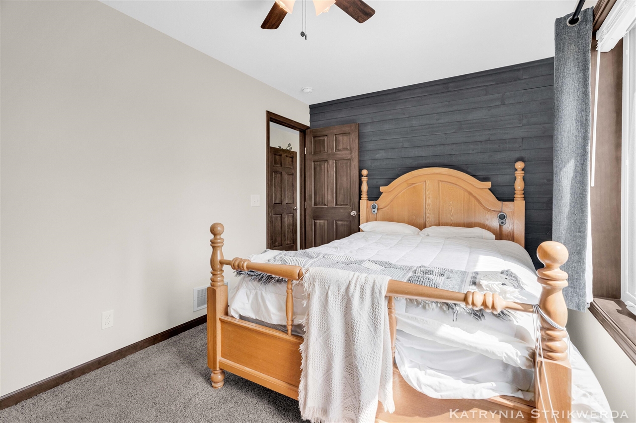 2256 South Cochran Road Charlotte, MI 48813 - Photo 21 of 77