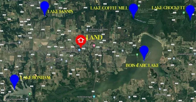 a view of outdoor space and garden