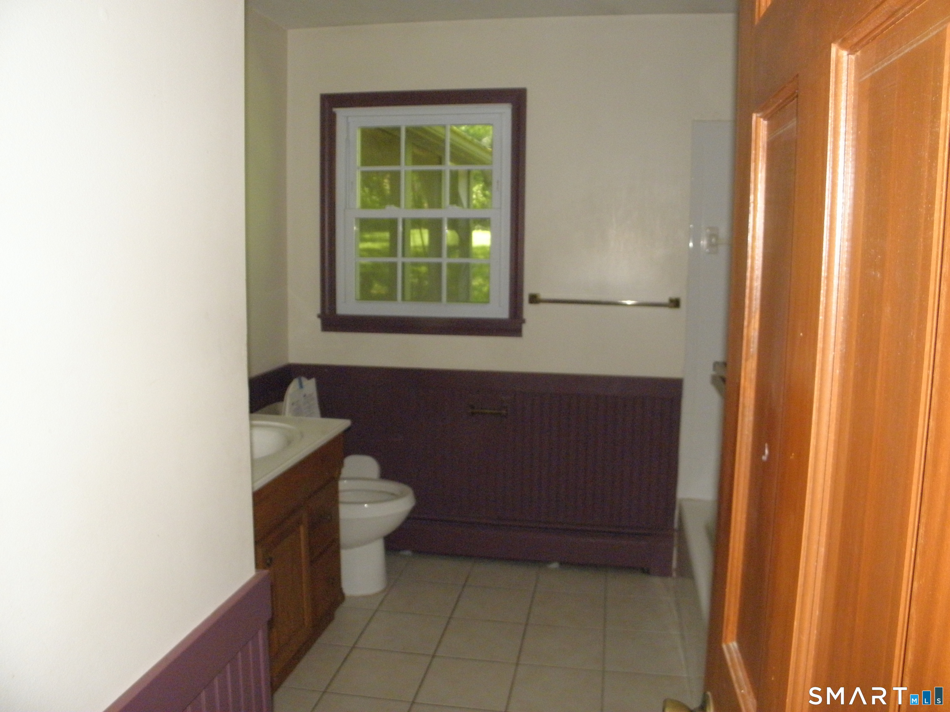 323 Jones Hollow Road Marlborough, CT 06447 - Photo 11 of 18